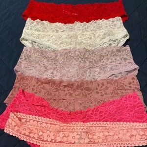 Set of 6 Victoria’s Secret Lacy Panties | Large
